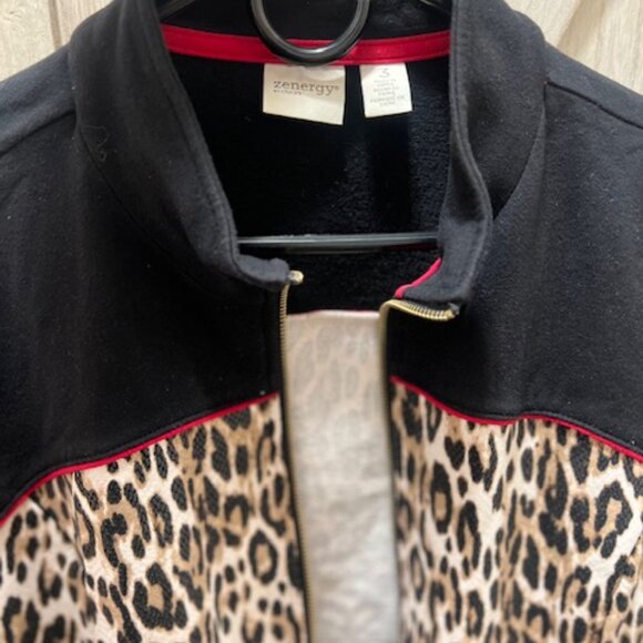 sold Chico's Zenergy Leopard zip up jacket - Active Wear - Picture 8 of 10